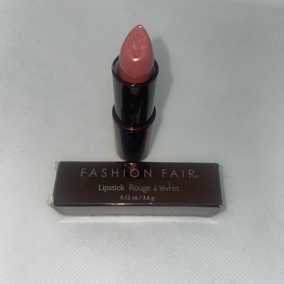 Fashion Fair  Lipstick Rouge à lèvres Color Femme.. New in Box - Picture 3 of 8